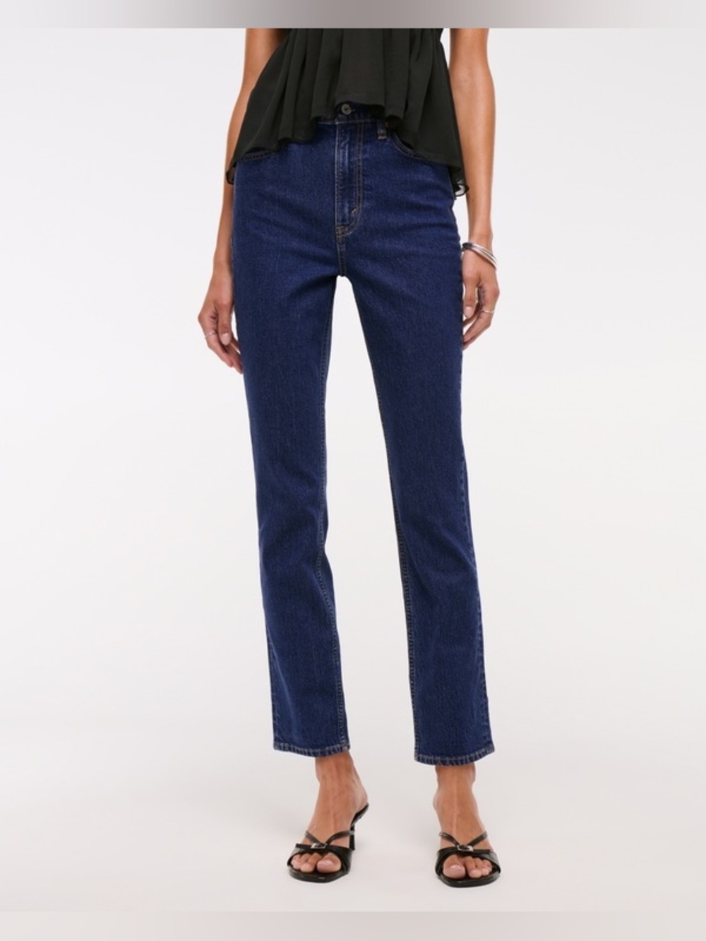 A&F Abercrombie & Fitch Signature Stretch Ultra High Rise Slim Straight Jeans 26